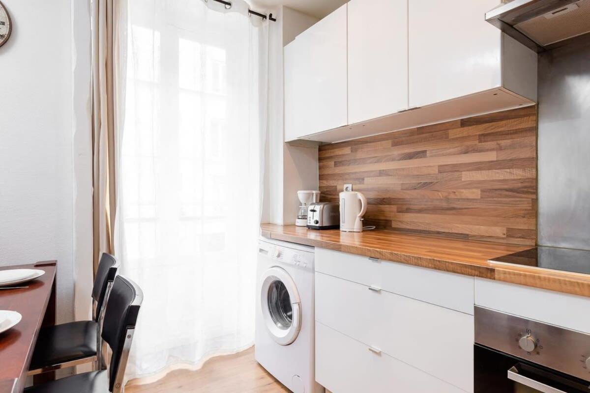 Avenue De Mars 2Br Apartment Paris Exterior photo